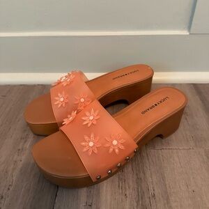 Lucky Brand Platform Sandals